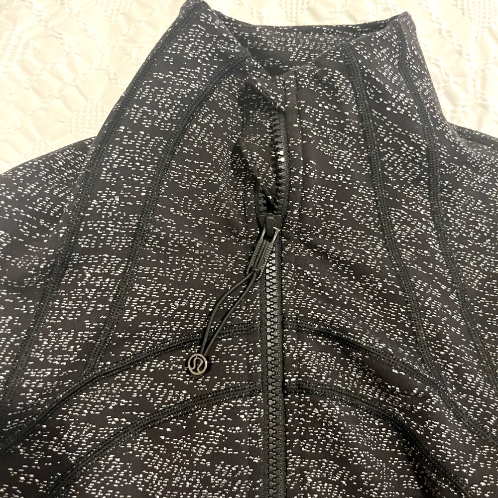 Lululemon Women’s Define Jacket: Diffuse Starligh… - image 5